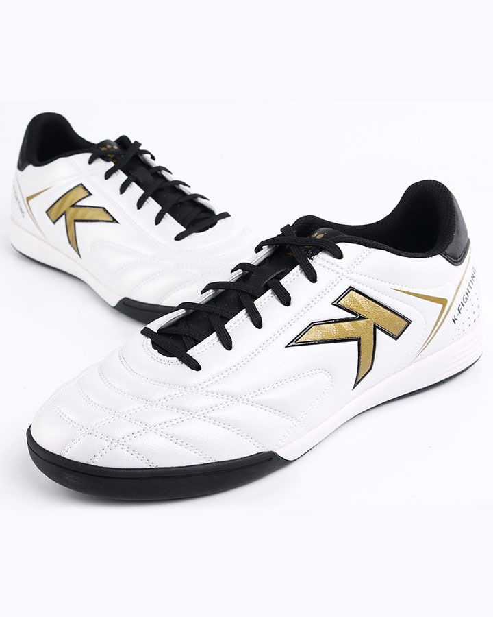 Kelme futsal hot sale shoes